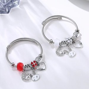 Edelstahl Kabel Armreif Armband Mit Legierung Emaille Hase Mond Herz Klee Anhänger Süßer DIY Schmuck Für Damen