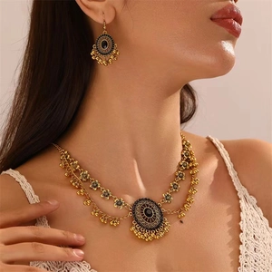 Bijoux Ethniques Rétro Bohémiens Collier Et Boucles D'oreilles Alliage Pierre Gemme Synthétique Double Couche Gland Fleur Goutte D'eau