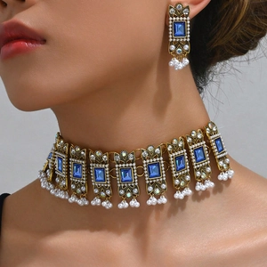 Vintage Bohemian Alloy Rhinestone Crystal Choker Necklace And Dangle Earrings With Faux Artificial Pearls Palatial Jewelry