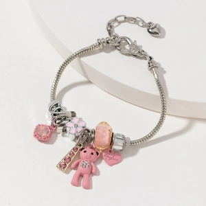 Bracciale fai da te con ciondoli orso rosa e catena a serpente d'argento da donna