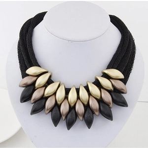 Collana Statement Lega Filo Acciaio Intrecciato Multistrato Bohemien Pendente Foglia Choker Esagerato Per Donna