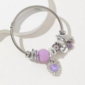 Bracelet câble bohémien en acier inoxydable avec cristal cœur violet et charm Love