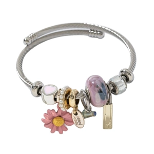 Bracelet bohème en acier inoxydable avec marguerites, perles roses et breloques en verre