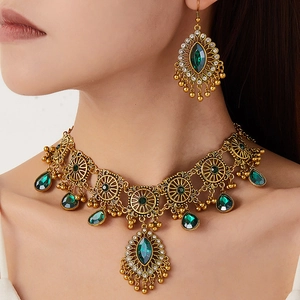 Bijoux Bohèmes Ethniques Collier Et Boucles D'oreilles Alliage Verre Goutte D'eau Ajouré Rétro Vintage Pour Femmes Fête