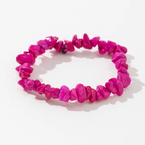 Polished irregular natural crystal stone elastic bracelet in vibrant rose pink color