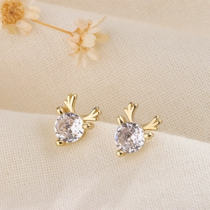 Élégantes boucles d'oreilles en argent S925 en forme de bois de renne avec zircons