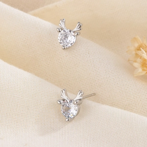 Boucles d'oreilles minimalistes S925 en argent avec bois de renne et zircons étincelants