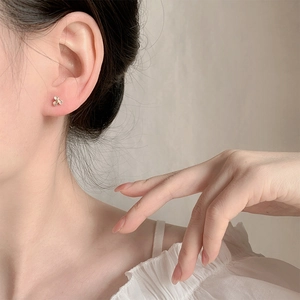 Elegant mini three-stone clover earrings with micro-inlaid rhinestones in gold finish