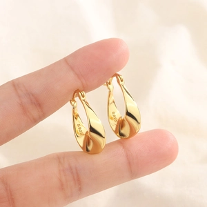 Chic 925 sterling silver gold-plated twisted teardrop hoop earrings for women