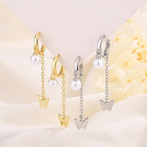 Boucles D'Oreilles Pampilles Papillon En Cuivre Avec Künstliche Perle Et Tige En Argent 925 Créoles Huggie Pour Femmes Style Doux