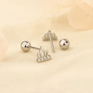 Boucles d'oreilles couronne en titane G23 avec zircons et fermoir à vis sphérique