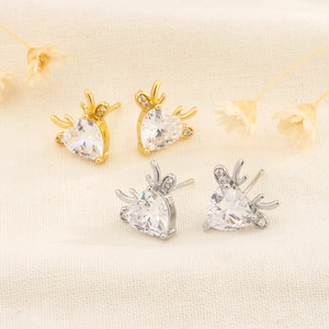 Heart Shaped Reindeer Stud Earrings With Copper Earring Post Cubic Zirconia Elk Antler Christmas Gift For Women