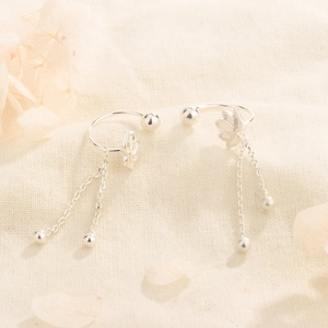 Ear cuff loto in argento S925 con nappe a catena e chiusura a vite per le donne