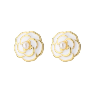 Orecchini a perno a camelia vintage francese con perle e bordi dorati