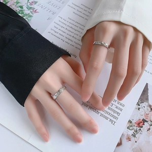 Bagues de couple en argent S925 avec texture martelée pour hommes et femmes