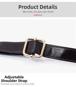 Détail d'une bandoulière en cuir marron foncé avec boucle dorée carrée réglable