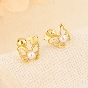 Butterfly Artificial Pearl Stud Earrings Gold Copper Hollow Wings Screw Ball Back Elegant Temperament Jewelry For Women