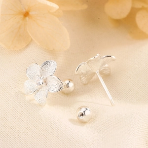 S925 silver flower stud earrings with zircon inlay and secure screw back closure