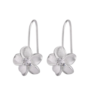 Elegant S925 silver flower stud earrings with matte petals and sparkling cubic zirconia center