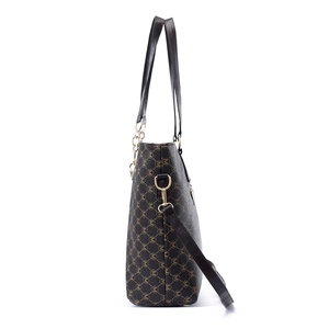 Cabas rétro marron à monogramme avec chaîne dorée et sac à main de l'ensemble de 6
