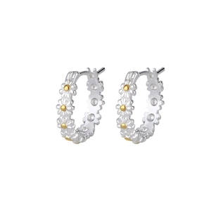 Créoles fleurs de marguerite géométriques en argent sterling et accents dorés