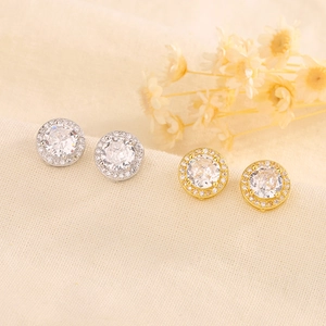 French Luxury Round Halo Stud Earrings With Cubic Zirconia Copper Base Elegant Minimalist Fashion Jewelry For Women