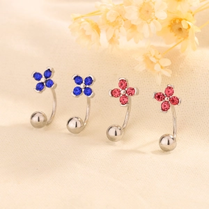 Boucles D'Oreilles Trèfle En Cuivre Tendance Barbell Courbé Zircone Cubique Zircon Fermoir À Vis Extrémité Sphérique Pour Femmes