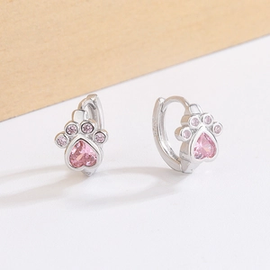 Cute S925 sterling silver pink heart zircon cat paw earrings in a minimalist style