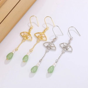 Boucles D'oreilles Pendantes Éventail Style Chinois Cuivre Avec Nacre Zircon Künstliche Perle Et Pierre Verte Élégant Vintage Femmes