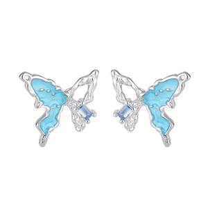 Boucles d'oreilles papillon en argent avec émail bleu et cristal de zircon bleu clair