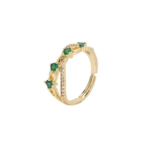 Retro 18K gold plated ring with green cubic zirconia and vintage interlaced design