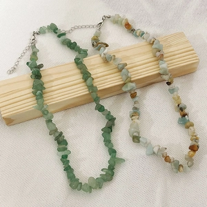 Bohemian natural crushed stone necklaces with irregular green crystals and extension chain
