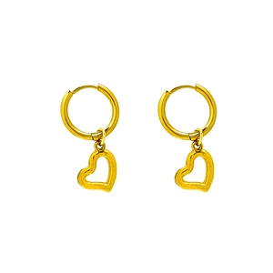 Boucles d'oreilles cœur évidé en finition dorée polie avec design boucle minimaliste
