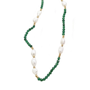 Collana di perle d'acqua dolce barocche e pietre naturali verdi con accenti dorati