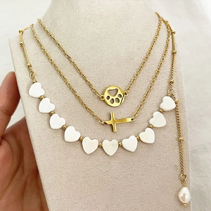 Mehrlagige Halskette Für Damen Titanstahl Herz Muschel Anhänger Kreuz Pfotenabdruck Künstliche Perle Mode Schmuck Ins Stil