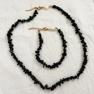 Vintage beach style red stone beaded necklace and bracelet set with pearl accents