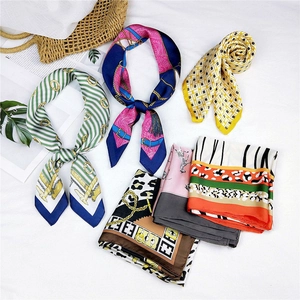Women Square Scarf Satin Feeling Satin Printed Neck Scarf Fashion Hair Band Professional Decorative Retro Accessory