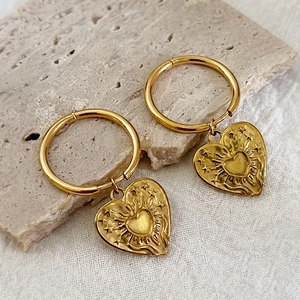 Boucles D'oreilles Pendentif Coeur Vintage En Acier Inoxydable Plaqué Or Avec Motif Soleil Étoile Style Français Pour Femmes