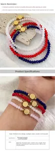 Vue détaillée de bracelets perlés avec médailles de Saint-Benoît en quatre coloris