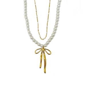 Collier double rang en perles blanches avec pendentif nœud doré au style vintage chic