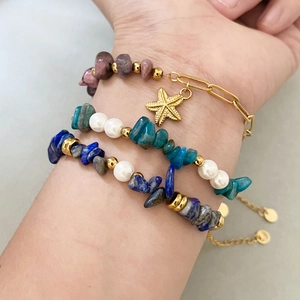 Bracelet bohème multicouche en acier inoxydable avec pierres colorées et étoile de mer