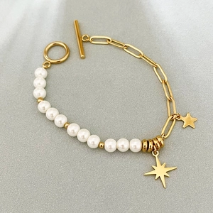 18K gold stainless steel bracelet with OT toggle clasp, white pearls and star pendants