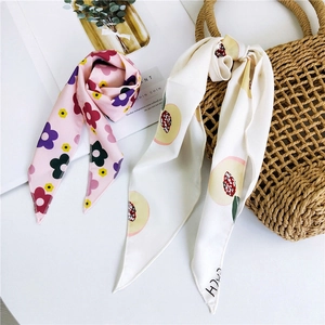 Foulard Triangle Femmes Satin Imitation Imprimé Fleuri Bandana Mode Tour De Cou Bandeau Décoration Sac Style Coréen