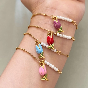 Bracelet Pendentif Fleur Tulipe Élégant Chaîne En Acier Inoxydable Avec Künstliche Perles D'Imitation Bijoux En Émail Coloré