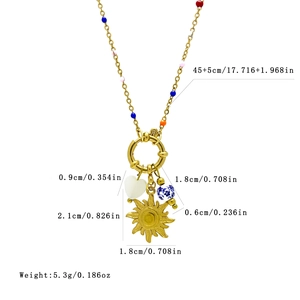 Collana in acciaio inossidabile placcata oro 18k con ciondolo a sole e perline blu