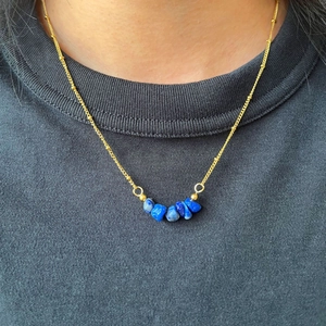 Collana in acciaio inossidabile placcato oro 18k con pietre naturali blu da donna elegante