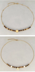 Détails de colliers en perles dorées avec perles œil de tigre brunes et pendentifs