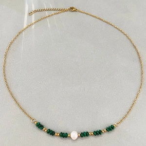 18k gold plated stainless steel necklace featuring green malachite beads and pearl