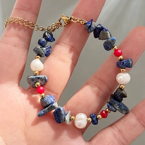 Bohemian style bracelet with blue natural stones, freshwater pearls and gold chain