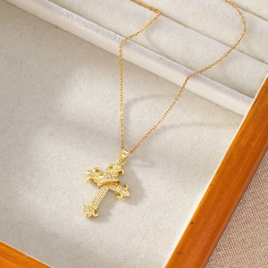 Hip hop fleur-de-lis cross pendant necklace with micro-paved zircons in a jewelry box